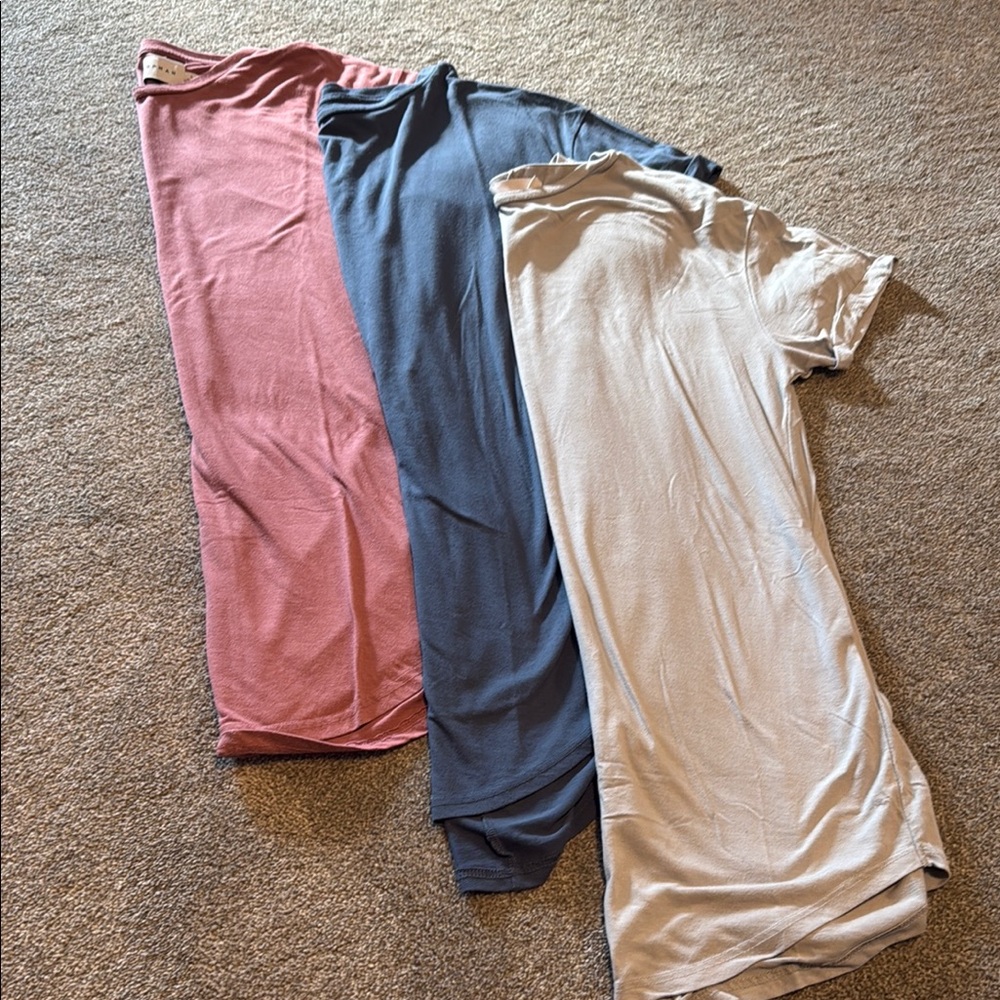 Set of Three Casual Longline T-Shirts in Pink, Blue, and Gray